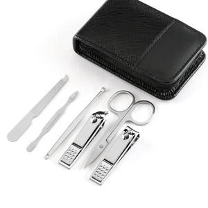 Kit de Manicura y Pedicura de Lujo de 6 Piezas Personalizable de Fábrica, Cortaúñas de Acero Inoxidable de Alta Calidad, Bolsa Negra con Cierre - Product Image 5