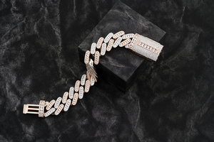 สร้อยข้อมือแบบ Cuban Link ดีไซน์ใหม่ ประดับเพชร VVS สองแถว ทองคำแท้ 18K ของขวัญสำหรับงานปาร์ตี้ สไตล์ฮิปฮอป กูจาราติ - Product Image 2