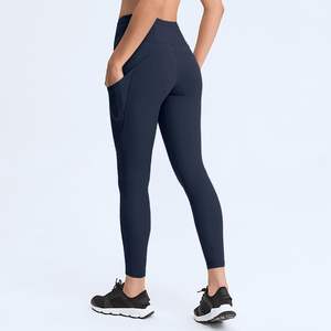 Legging de sport taille haute pour femme, effet gainant, avec poches intérieures, contrôle du ventre, brillant, style disco, pour yoga et sport - Product Image 5