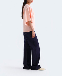 Camisetas para Mujer al Por Mayor con MOQ Bajo, Fabricadas en Pakistán, Camiseta Holgada Rosa con Mangas Anchas, Camiseta Oversize Rosa Suave - Product Image 4