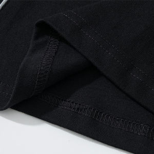 T-shirt noir oversize pour homme, style streetwear, coton personnalisé avec passepoil contrastant, coupe ample, chemise tendance été, service OEM - Product Image 6
