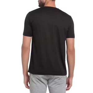 T-shirts graphiques unisexes de qualité supérieure - T-shirts en coton imprimés pour hommes et femmes, designs tendance et confortables pour un usage quotidien décontracté - Product Image 2