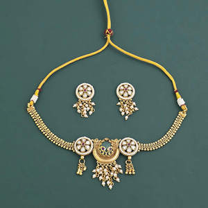 Impresionante y Exclusiva Colección de Collares Antiguos de Diseño Impecable con Baño de Oro Mate 231875 - Product Image 1
