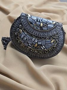 Exquisito bolso de mano de noche con perlas y cristales para damas al mejor precio, bolso de mano metálico de fabricante indio directamente. - Product Image 6