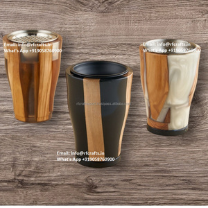 Quemador artesanal Bakhoor Incensario árabe de madera y resina para uso espiritual - Product Image 3