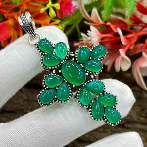 Pendentif croix en argent sterling fait main avec onyx vert, bijoux de mode au design unique, certifié IGI, cadeau pour femmes - Product Image 3