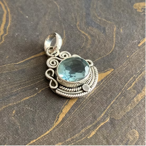 Colgante de Topacio Azul Más Vendido, Plata de Ley 925, Joyería Vintage Hecha a Mano, Regalo para Boda, Fiesta, Compromiso - Product Image 3