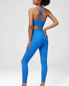 Custom <b>Women</b> Eco-Friendly Seamless Yoga Set 2-Piece Gym Sportswear Front Logo for Fitness Plus Size Workout <b>Tops</b> Solid Pattern - Product Image 3