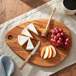 Tabla de cortar de madera de acacia grande y sostenible con asa, 1.5 cm de grosor, para cocina, charcutería, con grabado láser, envío gratis - Product Image 1