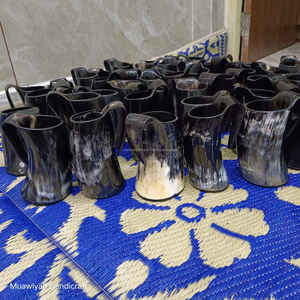 Taza de cuerno de buey de súper calidad, pulida ecológicamente, estilo animal, para beber cerveza o agua, con tamaño y logotipo personalizados. - Product Image 1