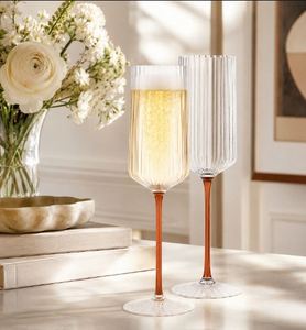 Verre à vin moderne à tige droite de qualité supérieure pour la maison et la salle à manger, provenant d'un fournisseur indien, en promotion. - Product Image 2