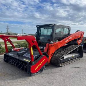 Chargeuse compacte Kubota SVL97-2 avec attache broyeur forestier, machine de défrichage robuste, haute performance 4x4 4x4 Pro - Product Image 1