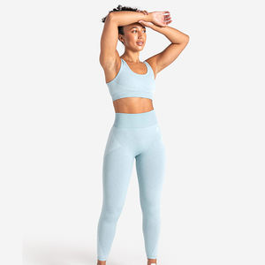 Ensemble 2 pièces pour femme : Leggings taille haute coupe ajustée et soutien-gorge de sport, unis, personnalisables, meilleures ventes, vente directe usine - Product Image 4