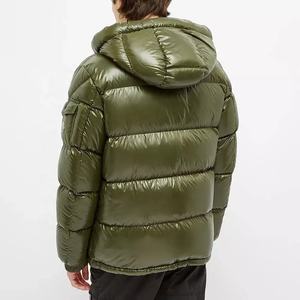 Chaqueta acolchada de algodón y poliéster de alta calidad para hombre, informal, acolchada, reflectante brillante, gruesa, de gran tamaño, para invierno, venta al por mayor - Product Image 2