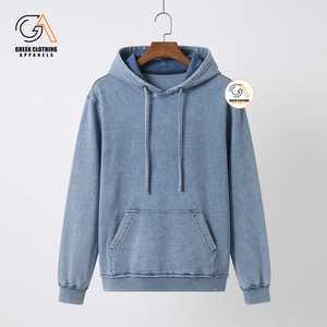 Sweat-shirt bicolore pour femme en coton 100% écologique, brodé, personnalisé avec les logos Alpha Kapa Soror, sur commande - Product Image 5