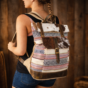Mochila de Cuero y Lona Estilo Western Hecha a Mano, con Cierre de Cremallera, Tejida Étnicamente, Capacidad de 22L, Unisex, para Viajes y Senderismo, Envío Inmediato - Product Image 3