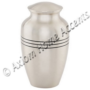 Urna de latón artesanal con grabados detallados y acabado brillante para un memorial significativo por Axiom Home Accents - Product Image 4