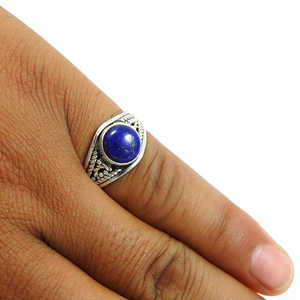 Elegante Anillo de Plata Hecho a Mano con Lapislázuli en Plata de Ley 925, Anillo con Engaste de Bisel para Bodas, Compromisos, Fiestas, Regalo - Product Image 2
