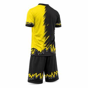 Maillot de football pour homme Claw Intl, noir et jaune, sublimé, col en V, manches courtes, polyester respirant, taille adulte - Product Image 4