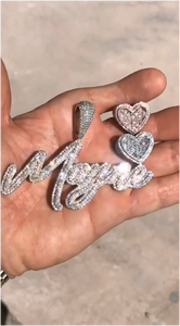 จี้ตัวอักษรเงินแท้ 925 ประดับมอสซาไนต์แบบกำหนดเอง พร้อมห่วงรูปหัวใจ ประดับเพชร VVS สไตล์ฮิปฮอป ของขวัญวันเกิดสุดเพอร์เฟกต์สำหรับผู้หญิง - Product Image 3