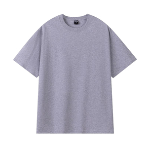 T-shirt décontracté pour homme en coton rouge uni à col rond et manches courtes, style jersey tricoté - Product Image 4