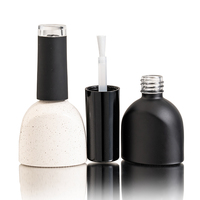 Bouteille de vernis à ongles vide personnalisée OEM/ODM, 9 ml, avec bouchon et pinceau, bouteilles en verre noir de luxe pour vernis à ongles