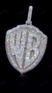 Colgante con Logotipo Personalizado |   Colgante de letra WB con incrustaciones de moissanita baguette |   Iniciales Personalizadas |   Joyería Hip Hop Plateada | - Product Image 6