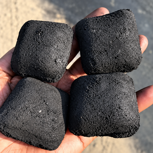 Sai Energy, Nueva Llegada, Briquetas para Barbacoa al Aire Libre, Carbón Vegetal Negro en Forma de Almohada de Cáscara de Coco, Más de 5500 Kcal/kg, Bajo Contenido de Ceniza - Product Image 1