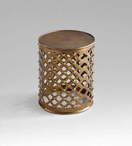 Table d'appoint en métal de luxe offrant une qualité de construction supérieure pour les meubles contemporains et les maisons élégantes - Product Image 4