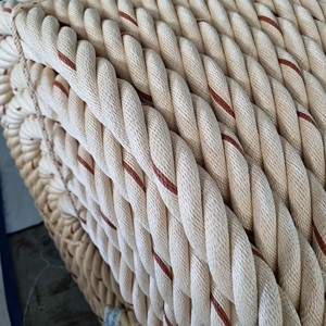 Cuerda de pesca Anti-UV PP mejor calidad, cuerda PP Danline 4 hebras, cuerda vietnamita PP 26mm 20mm 22mm al por mayor - Product Image 1