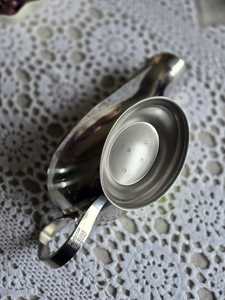 Salsera de Metal de Diseño para Servir en Mesas de Restaurante - Product Image 2