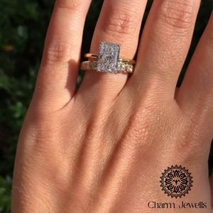 Bague de Fiançailles et d'Éternité Classique pour Femme Charm_Jewells en Or Rose Plaqué Or 18K avec Moissanite Taille Coussin et Sertissage à Griffes IGI - Product Image 5