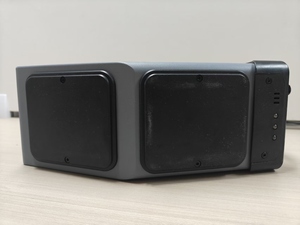 Débitmètre radar en alliage d'aluminium IP67 sans contact, surveillance 24h/24, OEM, précision 0,01 m/s pour la mesure du débit d'eau hydrologique - Product Image 2