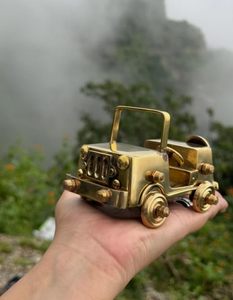 Miniature de Jeep vintage en laiton antique, objet décoratif pour la maison, le bureau, la table, figurine de voiture décorative, cadeau - Product Image 2