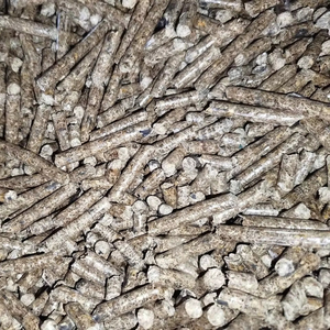 Pellets de Madera Premium – Combustible de Biomasa de Alto Poder Calorífico, Bajo en Cenizas y Humedad para Calefacción y Plantas de Energía - Product Image 1