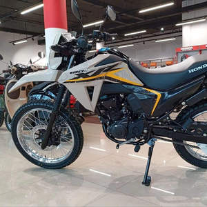 Moto tout-terrain 2025 XR 190L 190cc pour adultes avec une capacité fiable d'aventure sur route et hors route - Product Image 2