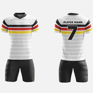 Conjuntos de Uniformes de Fútbol Hechos en Pakistán, Venta al por Mayor, Personalizados, de Alta Calidad, 100% Poliéster, Ropa Deportiva con Nombres de Equipos Personalizados - Product Image 1