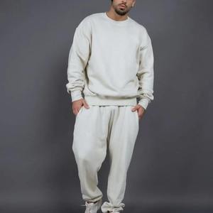 Conjunto de chándal de forro polar grueso personalizado para hombre, sudadera con capucha y pantalones de chándal lisos grises, ropa de calle, venta al por mayor, chándales de jogging oversize para hombre - Product Image 1
