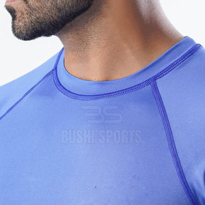 T-shirts de sport en stock, livraison directe d'usine, best-sellers en ligne, séchage rapide, légers. - Product Image 5