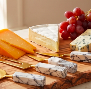 Golden Tone Cheese Butter <b>Knife</b> <b>Set</b> Of 3 Stainless Steel Featuring Stylish White Handle Ideal For Wedding Table Settings - Product Image 4