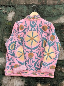 Veste ethnique indienne traditionnelle pour femme, en velours tissé à la main, coton rose, broderie florale Sujani, été, automne, hiver, export - Product Image 5