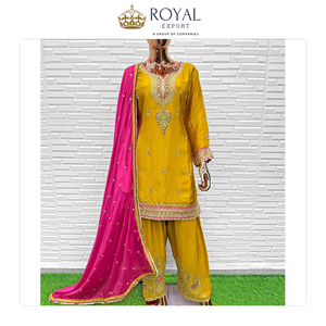 Colección Exclusiva de Alta Calidad de Trajes Pakistaníes de Diseñador para Festivales, en Seda Chinnon con Bordados - Product Image 3