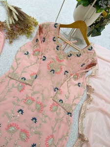 Nuevo y exclusivo salwar kameez de diseñador para fiestas, estilo indio y pakistaní, disponible en Samp Corporation. - Product Image 6