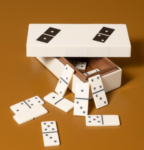 Blocs de dominos en résine faits à la main de haute qualité pour jeux de table - Product Image 1