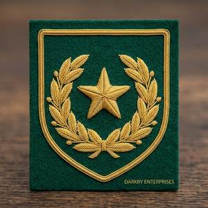 Parche bordado hecho a mano con forma de escudo, diseño de estrella de águila y alambre de lingotes de oro, para trajes, chaquetas y accesorios de vestimenta. - Product Image 3