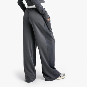 Conjunto Deportivo Personalizado para Mujer, Sudadera Corta con Capucha y Cremallera, Pantalones Largos, Color Gris Sólido, Transpirable, Ligero, de Algodón - Product Image 3