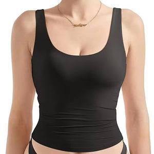 เสื้อครอปท็อปไร้ตะเข็บ คอกว้าง แขนกุด สีดำล้วน สำหรับโยคะและออกกำลังกาย - Product Image 1