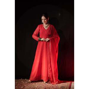 Ensemble de robe Anarkali taille XS LAL RAGINI en tissu de chiffon - Product Image 1