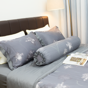 Ensemble de couette d'été en soie de glace lisse de style européen 4 pièces literie respectueuse de la peau couverture imprimée drap de lit en polyester pour hôtels cadeaux - Product Image 5