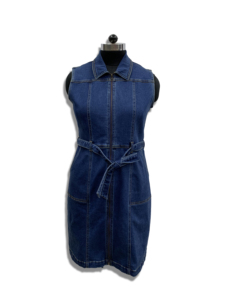 Robe mini sans manches en jean avec col, ceinture et poches, style fourreau ajusté, pour un usage quotidien décontracté - Product Image 1